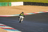 enduro-digital-images;event-digital-images;eventdigitalimages;mallory-park;mallory-park-photographs;mallory-park-trackday;mallory-park-trackday-photographs;no-limits-trackdays;peter-wileman-photography;racing-digital-images;trackday-digital-images;trackday-photos